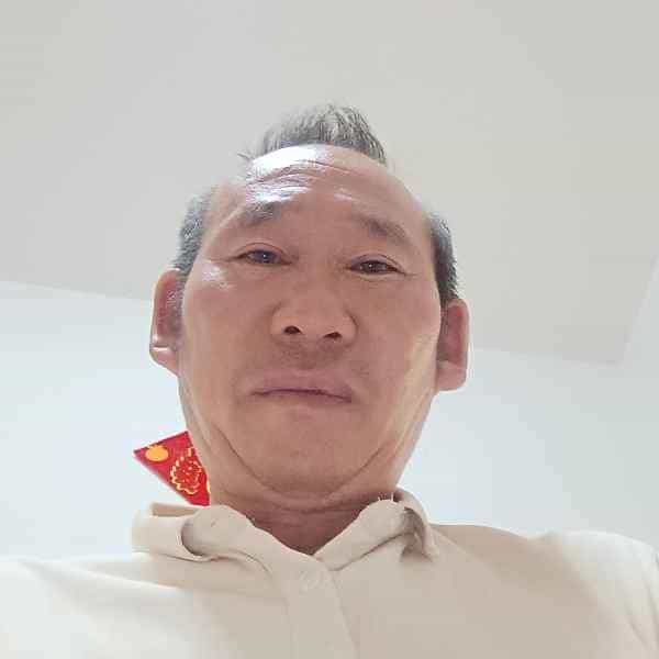 56岁岁云南单身帅哥 - 六盘水吉缘网