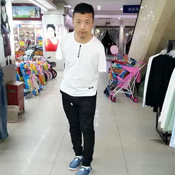 35岁岁河南单身帅哥 - 六盘水吉缘网