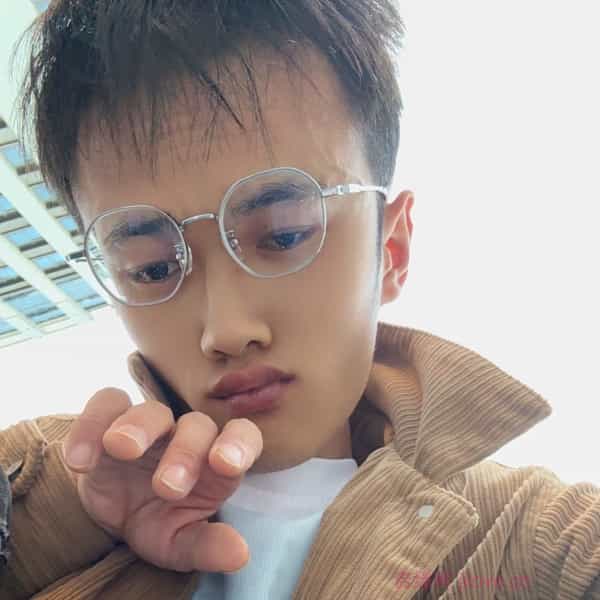 31岁岁贵州单身帅哥 - 六盘水吉缘网